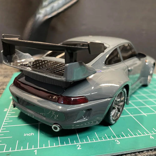 Voiture RC Drift 1:24 - Modèle Sport Haute Vitesse (20 km/h, 4x4, LED & Pneus de Rechange)